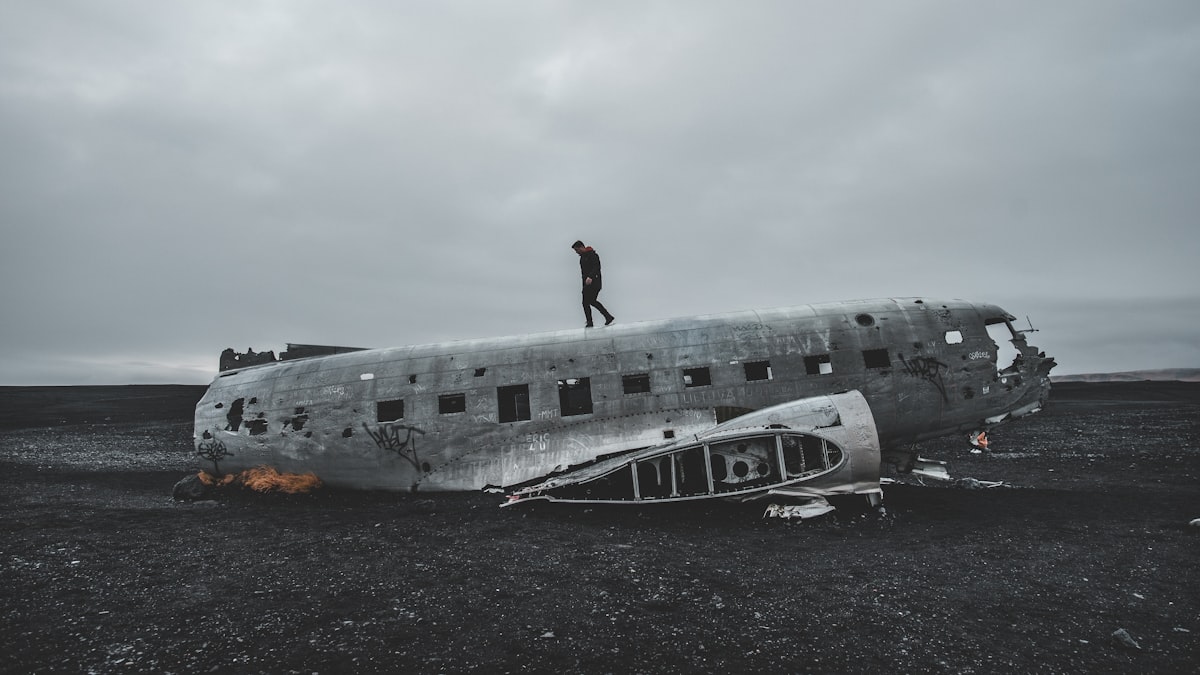 crash-landing-on-you-vs-vincenzo-comparison