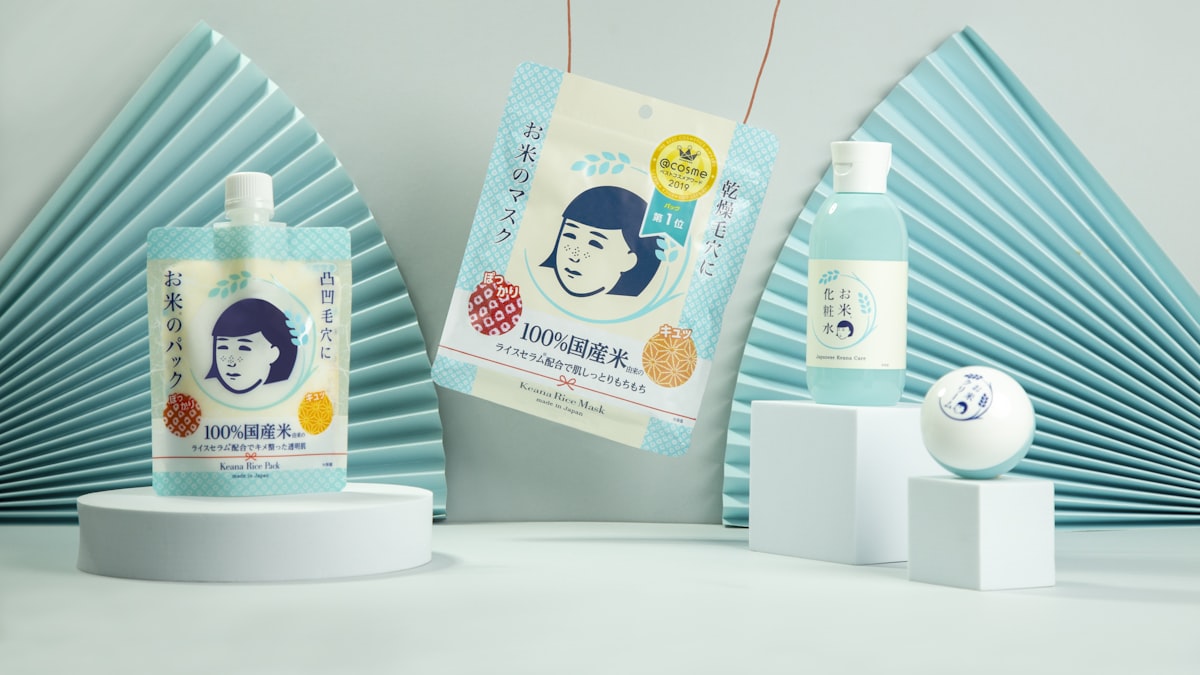 korean-serum-texture-water-light